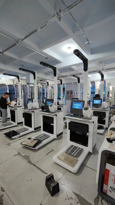MAX 700*1200*2400mm Touchscreen Telemedicine Kiosk voor aangepaste gezondheidsevaluaties