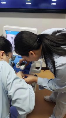 SDK Functie Medische Ultrasone Hoogte Gewichtsschaal Ziekenhuis Check Gezondheid Screening Kiosk