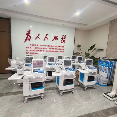 Rapide lichamelijke diagnose met self-service-gezondheidscontrolemachine 56 items gedetecteerd