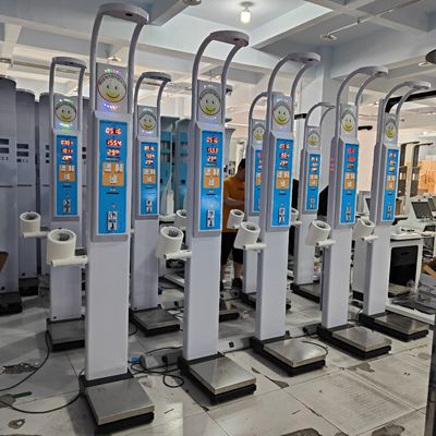 AC100-240V stroomvoorziening Munt bediende weegschaal Hoogte Gewicht verkoopmachine voor de apotheek
