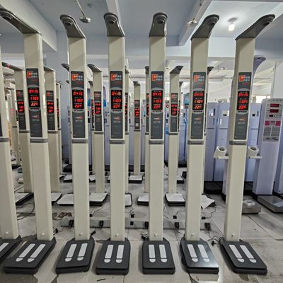 LED-display Digitale medische weegschaal voor nauwkeurige BMI-meting van lengte en gewicht