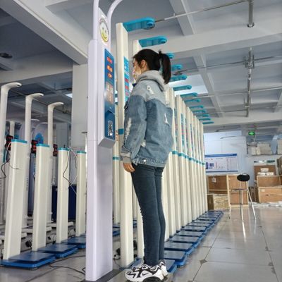 BMI-hoogte- en gewichtsmetingsmachine voor nauwkeurige medische beoordelingen